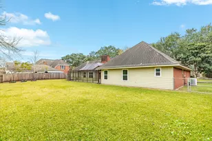 117 Dewberry Dr, Lake Jackson, TX 77566 - Photo 36