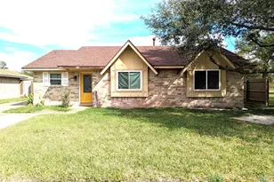 7154 Woodland W Dr, Houston, TX 77040 - Photo 1