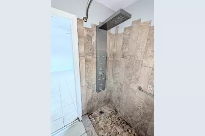 7154 Woodland West Drive, Houston, TX 77040 - Photo 18