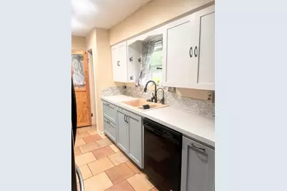 7154 Woodland West Drive, Houston, TX 77040 - Photo 10