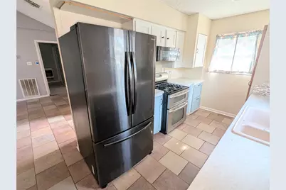 7154 Woodland West Drive, Houston, TX 77040 - Photo 12