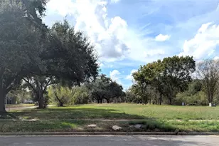 7154 Woodland W Dr, Houston, TX 77040 - Photo 26