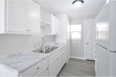 6010 Collingsworth #2, Houston, TX 77026 - Photo 6