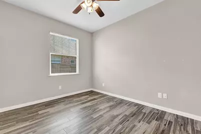 4418 Legends Bay Drive, Baytown, TX 77523 - Photo 10