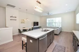 1902 Hollister Spruce Ln, Houston, TX 77080 - Photo 8