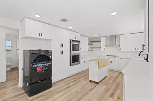 4123 Conn St, Port Bolivar, TX 77650 - Photo 8