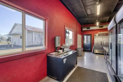 710 S May Street, Madisonville, TX 77864 - Photo 20