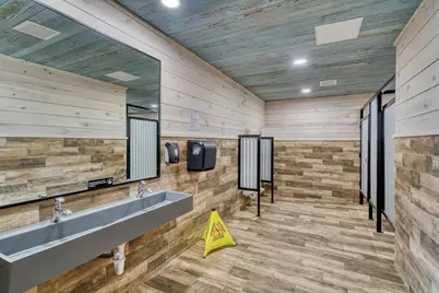 710 S May Street, Madisonville, TX 77864 - Photo 16