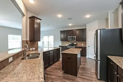 5111 Gulf Stream Lane, Bacliff, TX 77518 - Photo 6