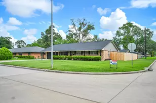 8902 Autauga St, Houston, TX 77080 - Photo 2