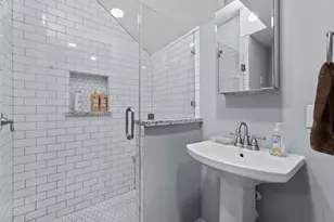 412 Drew St, Houston, TX 77006 - Photo 8