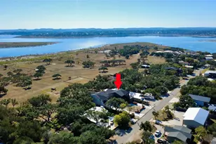 2854 Lakeshore Dr, Canyon Lake, TX 78133 - Photo 2