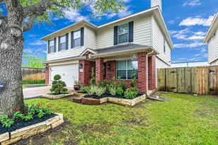 14603 Alannah Lagoon Ct, Houston, TX 77083 - Photo 4