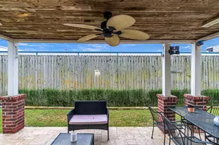 14603 Alannah Lagoon Ct, Houston, TX 77083 - Photo 36