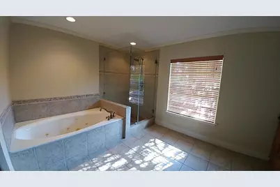 2105 Meadow Parkway N N, League City, TX 77573 - Photo 28