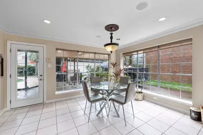 2105 Meadow Parkway N N, League City, TX 77573 - Photo 16