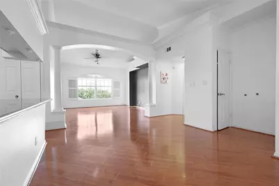 2111 Welch St Street #A315, Houston, TX 77019 - Photo 2