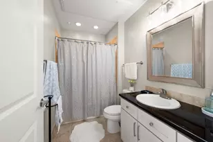 1900 Genesee St, Houston, TX 77006 - Photo 4