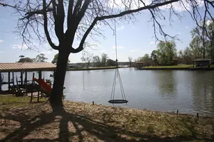 24 Lazy Bend Dr, Huntsville, TX 77320 - Photo 14