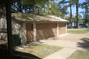 24 Lazy Bend Dr, Huntsville, TX 77320 - Photo 10