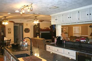 24 Lazy Bend Dr, Huntsville, TX 77320 - Photo 26