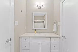 2422 Cochran St, Houston, TX 77009 - Photo 28