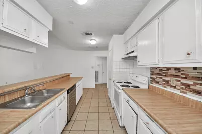 9502 Spiralwood Lane, Houston, TX 77086 - Photo 8