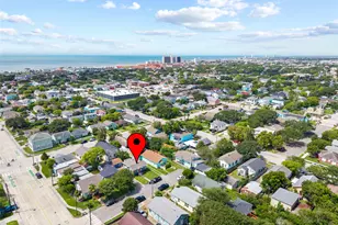 4307 Ave Q 1/2, Galveston, TX 77550 - Photo 32