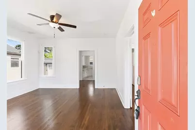 4307 Avenue Q 1/2, Galveston, TX 77550 - Photo 4
