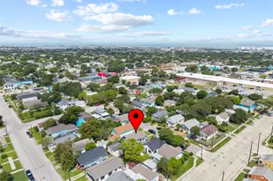 4307 Ave Q 1/2, Galveston, TX 77550 - Photo 34