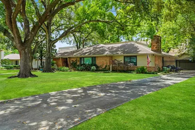 5117 Valerie Street, Bellaire, TX 77401 - Photo 2