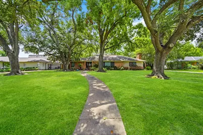 5117 Valerie Street, Bellaire, TX 77401 - Photo 4