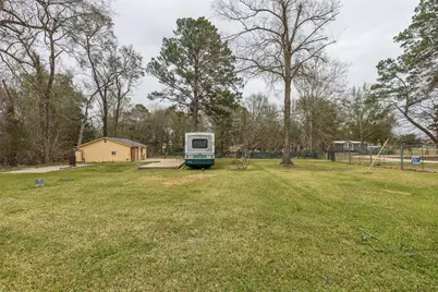 297 Peacock Path, Trinity, TX 75862 - Photo 14