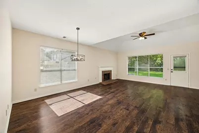 9811 Sandtown Circle, Houston, TX 77064 - Photo 8