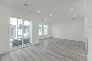 7735 Hammerly Blvd, Houston, TX 77055 - Photo 22