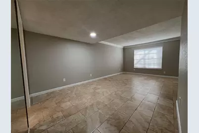 10134 Emnora Lane, Houston, TX 77080 - Photo 8