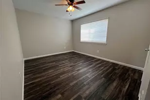 10134 Emnora Ln, Houston, TX 77080 - Photo 18