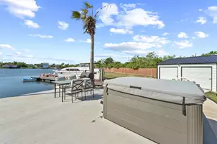 230 Debbie Ln, San Leon, TX 77539 - Photo 44