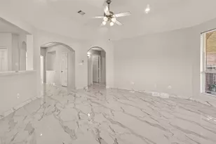 71 N Forrest Ave, La Porte, TX 77571 - Photo 8