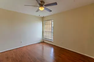 9090 S Braeswood Blvd, Houston, TX 77074 - Photo 4