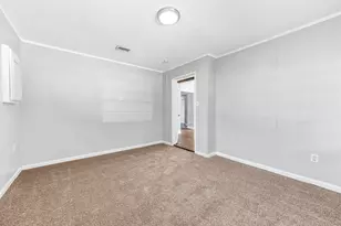 1033 S Booth Ln, Alvin, TX 77511 - Photo 10