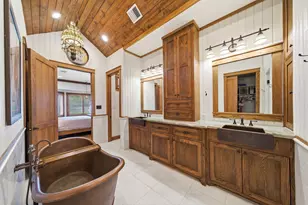 941 Judiway St, Houston, TX 77018 - Photo 26