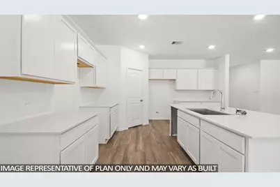 205 Homestead Court, Dayton, TX 77535 - Photo 4