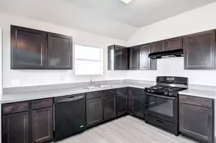 5401 Rio San Juan St, Rosharon, TX 77583 - Photo 4