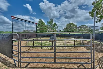 4057 W Highway 21, Paige, TX 78659 - Photo 18