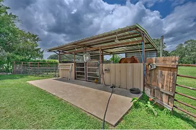 4057 W Highway 21, Paige, TX 78659 - Photo 16