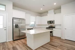 239 Biltmore Loop, Montgomery, TX 77316 - Photo 16
