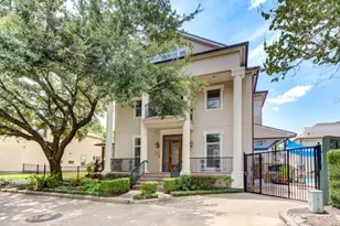 122 Vieux Carre Dr, Houston, TX 77009 - Photo 2