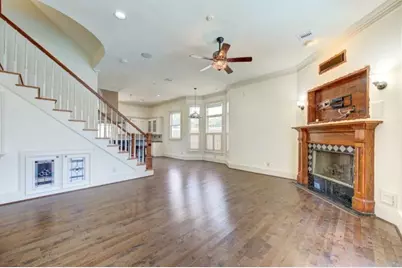 122 Vieux Carre Drive, Houston, TX 77009 - Photo 16