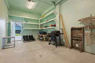 2585 Tide Dr, Crystal Beach, TX 77650 - Photo 36